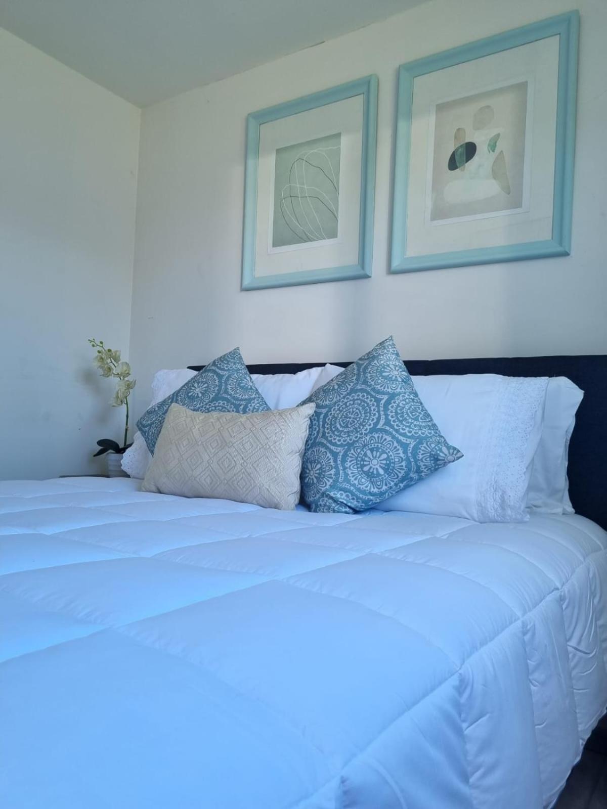 Hostal Chucaita Puerto Cisnes Ngoại thất bức ảnh