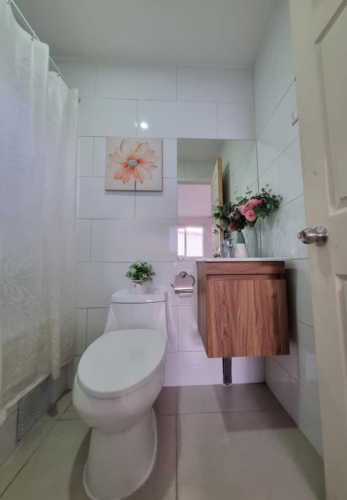 Hostal Chucaita Puerto Cisnes Ngoại thất bức ảnh